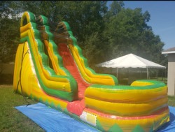 19' Fiesta Wet Slide